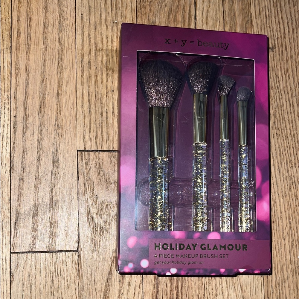 Holiday Glamour 4-Piece Makeup Brush Set - Purple